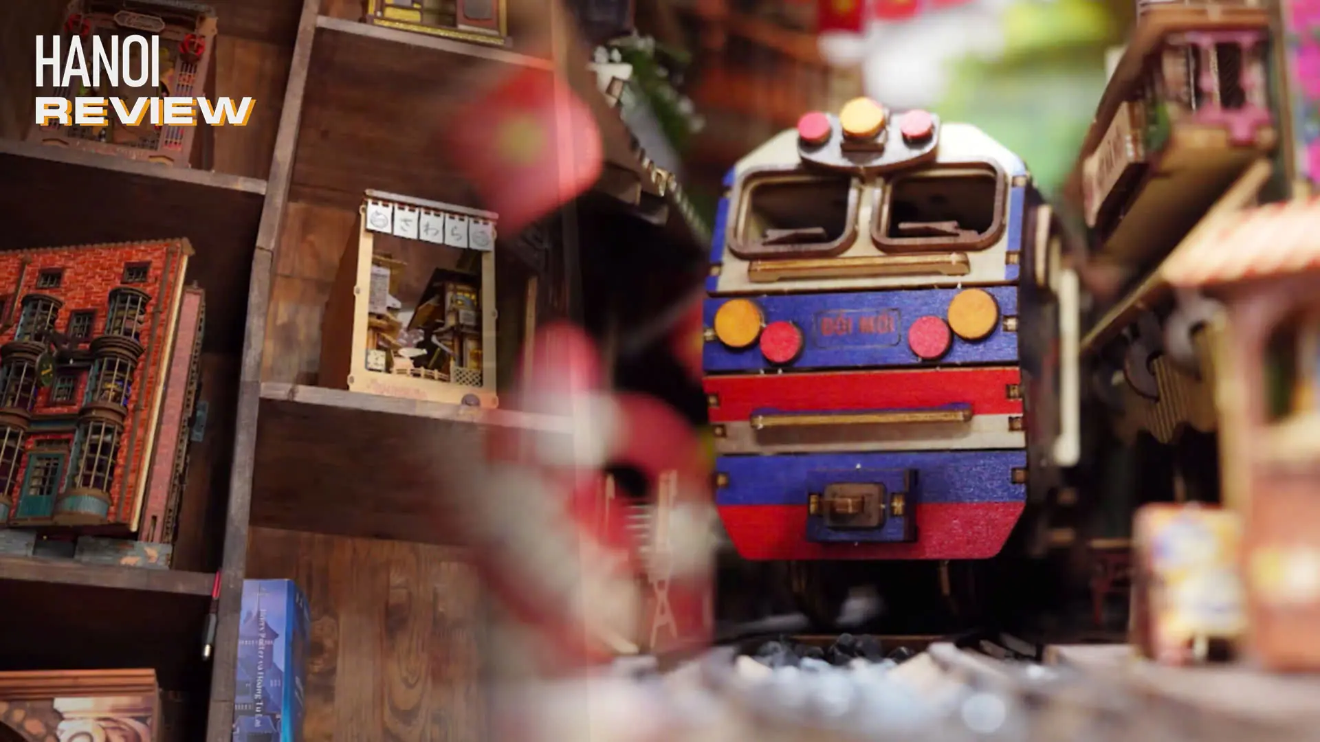 Khám phá mô hình Book Nook thu nhỏ | HANOI Review | 30/11/2025